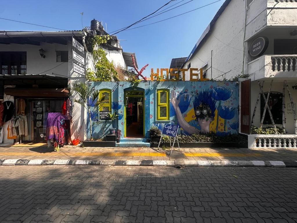 Xhostel Hostel Kochi Bagian luar foto