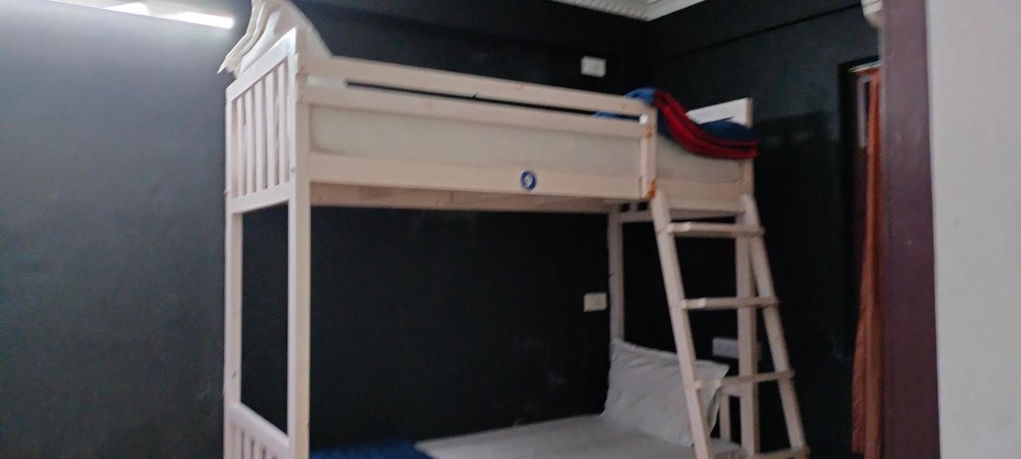 Xhostel Hostel Kochi Bagian luar foto